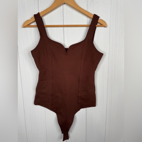 Abercrombie & Fitch Ponte Corset Sweetheart Bodysuit - Picture 3 of 9